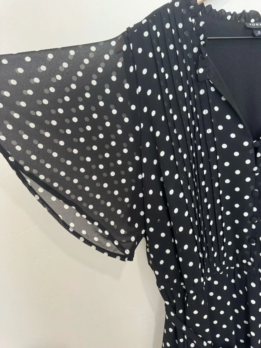 Torrid Size 3 Midi Chiffon Ruffle Neck Pintuck Dress Black and White Polka Dots - Picture 3 of 10